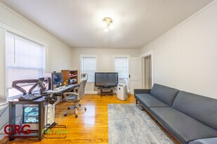 99 Glenville Ave in Boston, MA - Building Photo