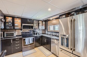 953 N Rohlwing Rd in Addison, IL - Foto de edificio - Building Photo