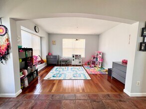 1154 Spring Orchard Dr in O'Fallon, MO - Building Photo - Building Photo