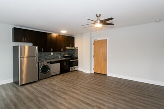733 Judson Ave in Highland Park, IL - Building Photo - Building Photo