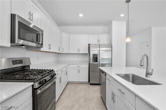 18311 Ridgeline Dr in Estero, FL - Building Photo - Building Photo
