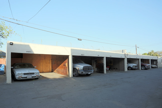 1747 S Westmoreland Ave in Los Angeles, CA - Building Photo - Building Photo