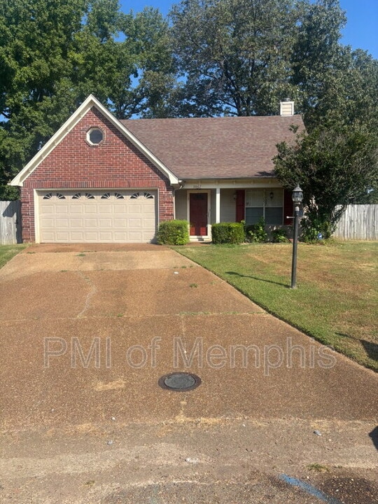 3067 Woodland Fern Cove in Lakeland, TN - Building Photo