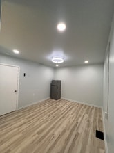 101 E Main St in Odon, IN - Foto de edificio - Building Photo