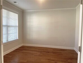 4020 Adder Cir in Buford, GA - Building Photo - Building Photo