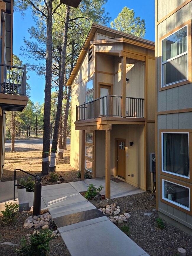 3001 E Butler Ave in Flagstaff, AZ - Building Photo - Building Photo