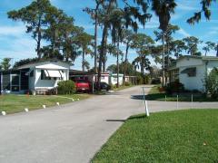 Arrow Wood Mobile Home Park in Lakeland, FL - Foto de edificio