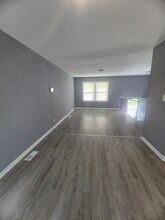 8504 E 91 St in Kansas City, MO - Building Photo - Building Photo