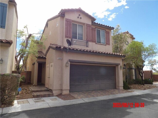 property at 9344 Vista Waters Ln