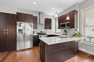 144 Wilson Ave, Unit Furnished 3BR 2.5 BA in Columbus, OH - Building Photo - Building Photo