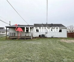607 Kirkwood Dr in Fairborn, OH - Building Photo