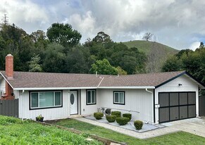 2827 Buckskin Rd in Pinole, CA - Building Photo