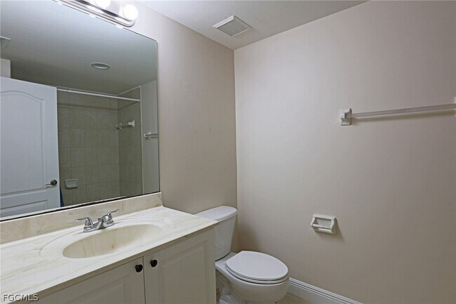 4175 Castilla Circle in Ft. Myers, FL - Building Photo - Building Photo