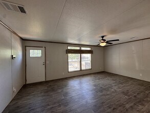 405 Ware St in Maud, TX - Building Photo - Building Photo