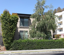 1519 Armacost Ave in Los Angeles, CA - Foto de edificio - Building Photo