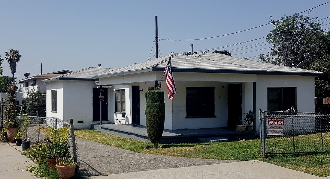 502 E Cherry Ave in Monrovia, CA - Foto de edificio