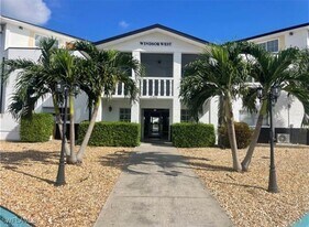 3706 Broadway in Ft. Myers, FL - Building Photo