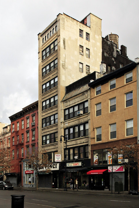 37 West 8th Street in New York, NY - Foto de edificio