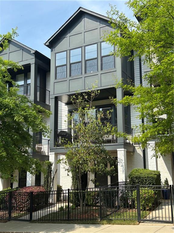 property at 76 Rogers St SE