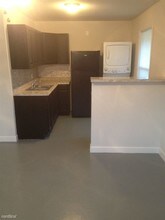 105 Davis St in Bryan, TX - Building Photo - Building Photo