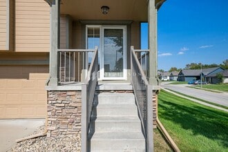 19706 Marinda St in Omaha, NE - Building Photo - Building Photo