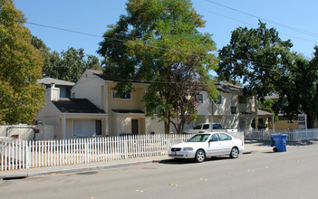 16-26 3rd St in Windsor, CA - Building Photo - Building Photo