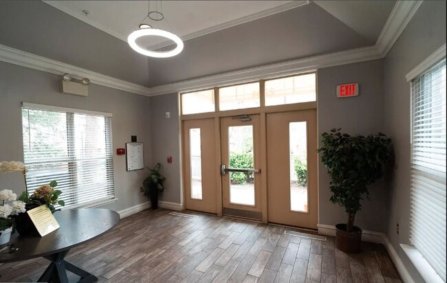 property at 2204 Westcourt Ln