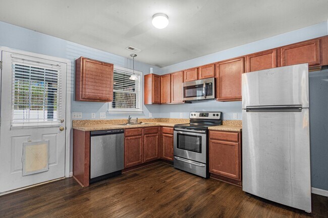 228 Caldwell Loop in Jacksonville, NC - Building Photo - Building Photo