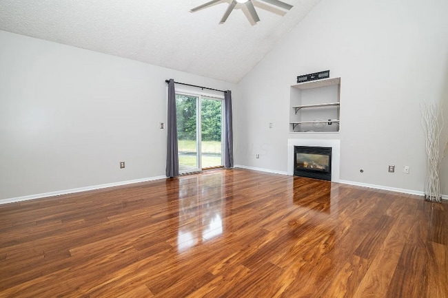 1562 Sargas St in Columbus, OH - Building Photo - Building Photo