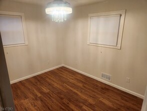 52 Vetrone Dr in Woodland Park, NJ - Building Photo - Building Photo