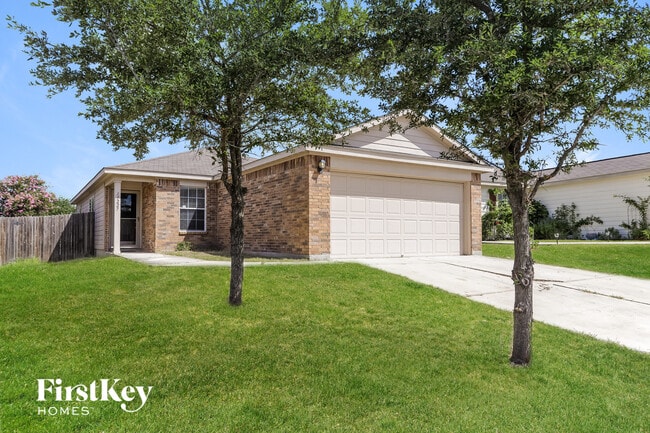 11227 Pecan Canyon in San Antonio, TX - Building Photo - Building Photo