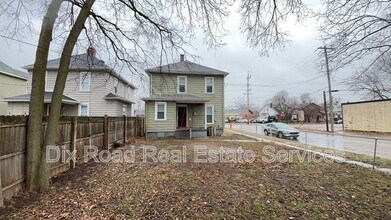 1901 Tytus Ave in Middletown, OH - Building Photo - Building Photo
