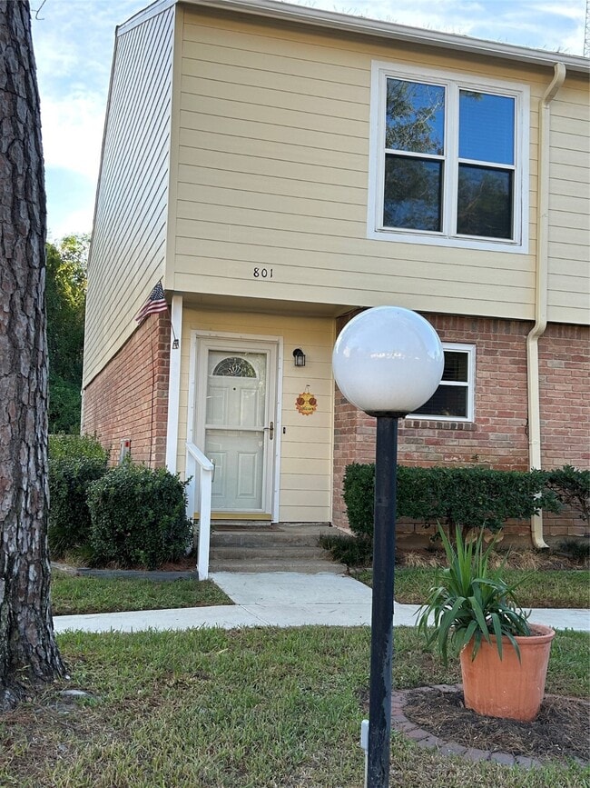 property at 14515 Wunderlich Dr