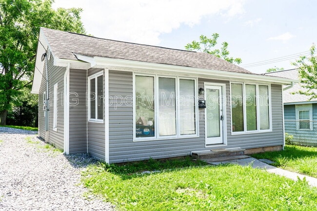 property at 1013 Glider Ave