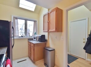 141 Courtyard Ln in Mansfield, CT - Building Photo - Building Photo