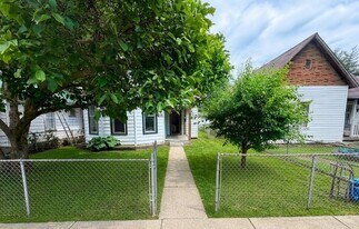 1532 Woodley Ave in Terre Haute, IN - Building Photo