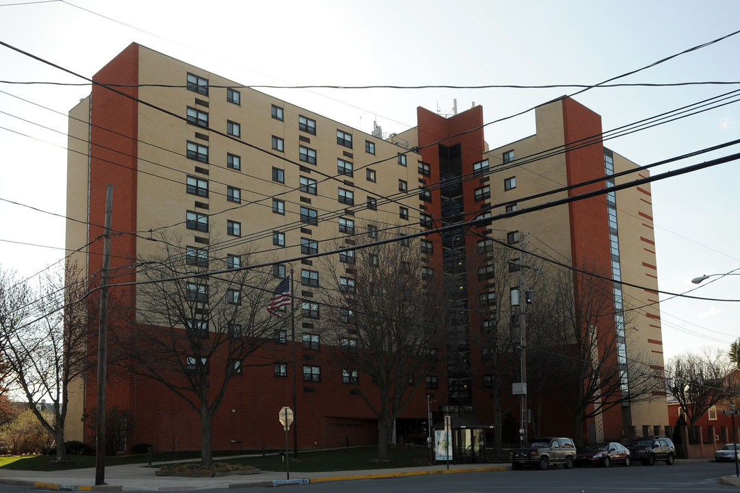 Saint Peters Apartments in Columbia, PA - Foto de edificio