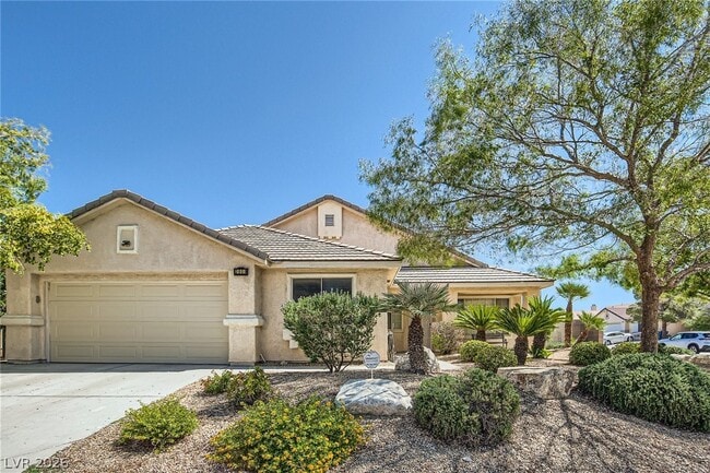 property at 2800 Evelyn Lake Ct