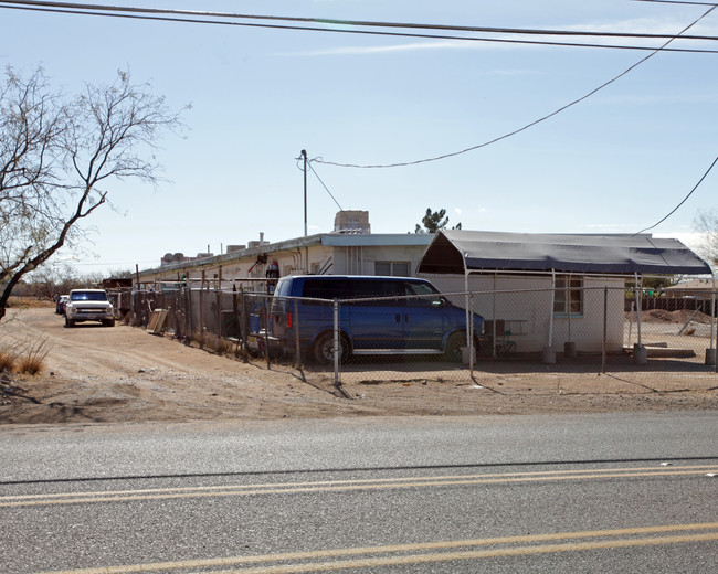 324-332 E Drexel Rd in Tucson, AZ - Foto de edificio - Building Photo