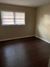 2426 Whispering Pines Cir in Albany, GA - Building Photo - Building Photo