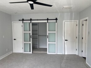 1225 Clover Dr in Angleton, TX - Building Photo - Building Photo