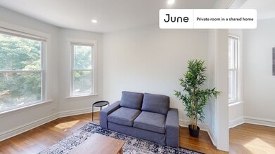 Room in Shared 4 bed/2 bath home, Unit D in Chicago, IL - Foto de edificio - Building Photo