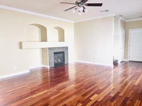 8964 Tom Noon Ave in Las Vegas, NV - Building Photo - Building Photo