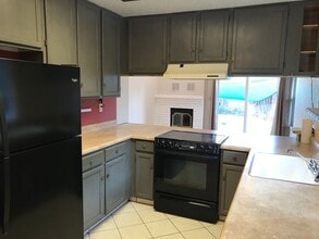4424 Sunrise Ct in Davis, CA - Building Photo - Building Photo