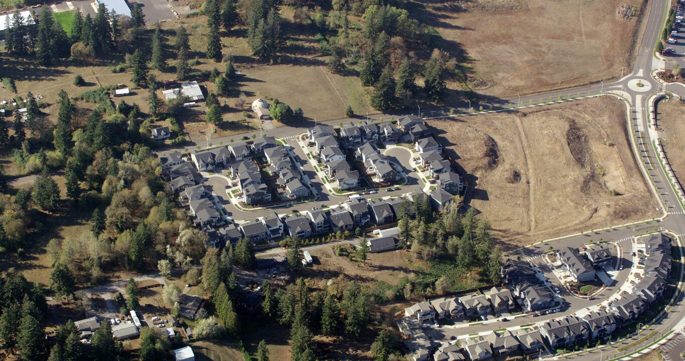 Toll Brothers at Camas Meadows in Camas, WA - Foto de edificio