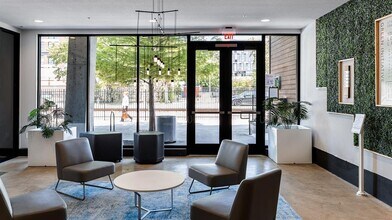 1800 E 4th St in Austin, TX - Foto de edificio - Building Photo