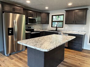 2204 Sylvan Cir in Brandon, SD - Building Photo - Building Photo