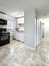 5672 Parchester Dr in St. Louis, MO - Building Photo - Building Photo