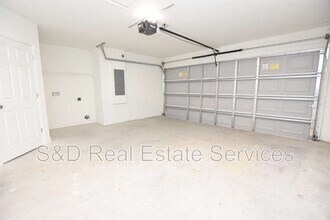1111 Mercury Dr E in Lakeland, FL - Building Photo - Building Photo