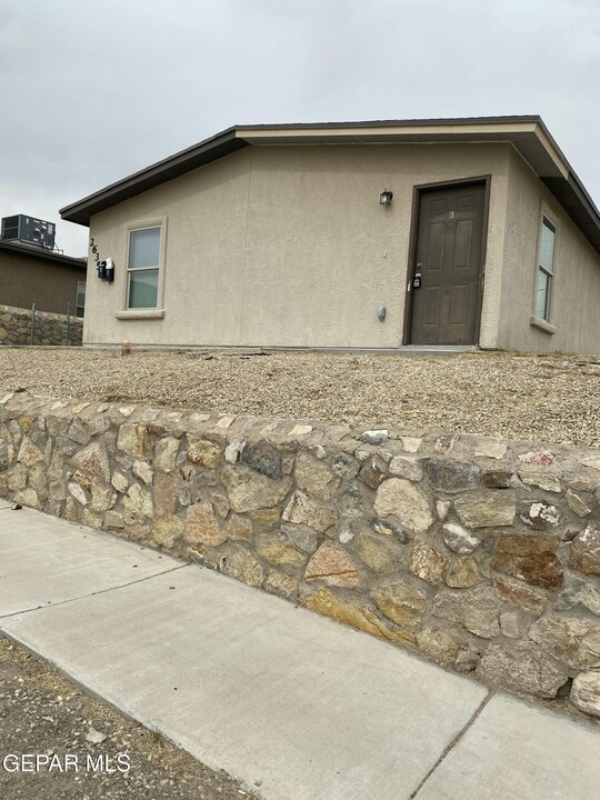 2635 Idalia Ave in El Paso, TX - Building Photo